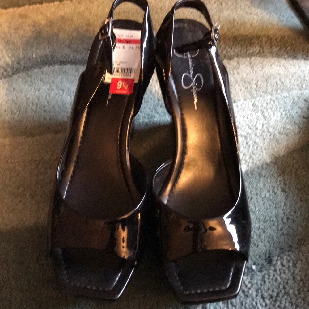 Jessica Simpson peep toe
